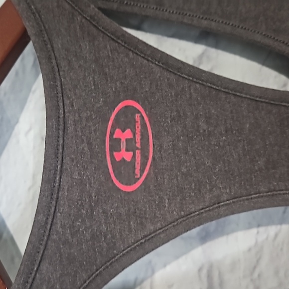 Under Armour loose fit athletic tank - Picture 5 of 5